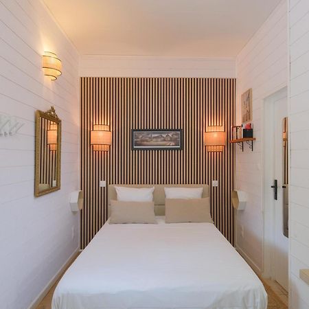 Les Suites d'Aliénor, Suite Mezzanine Pessac Exterior foto