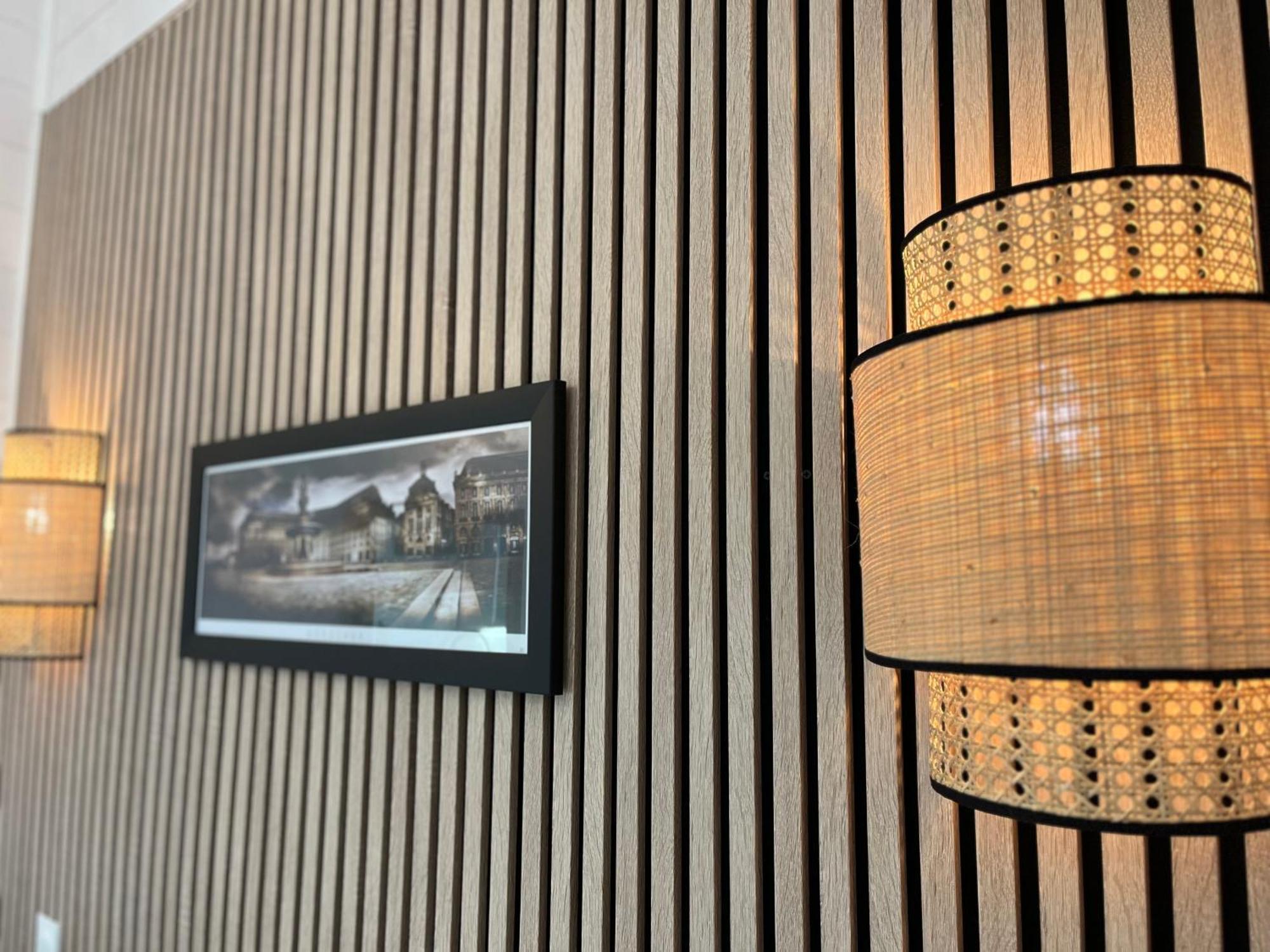 Les Suites d'Aliénor, Suite Mezzanine Pessac Exterior foto